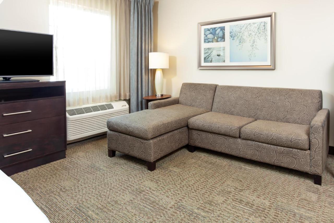 Staybridge By Ihg Hotel 3*