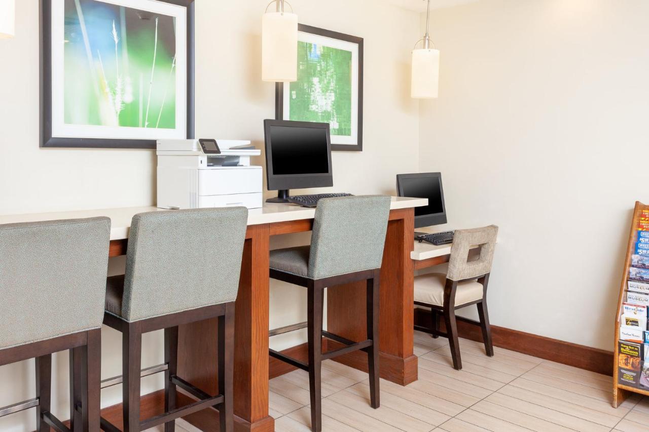 Staybridge By Ihg Hotel